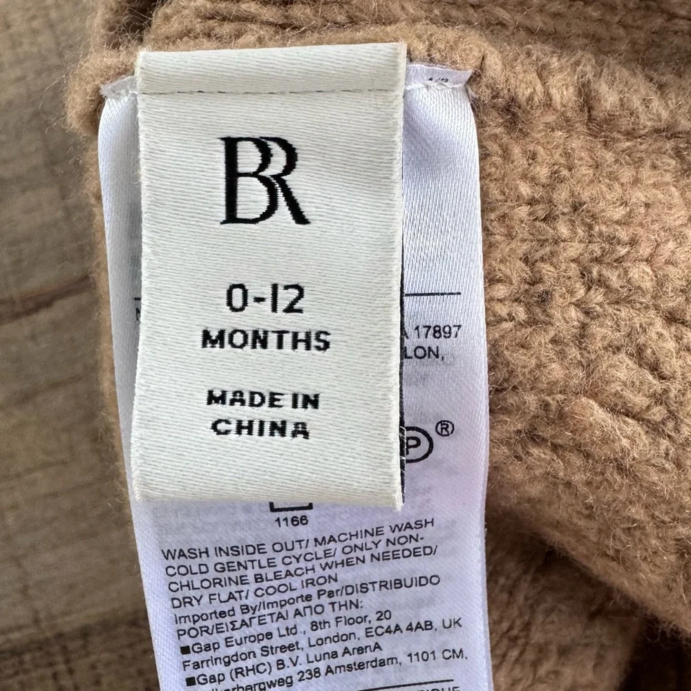 Banana Republic Soft Knit Beanie Cotton Cahsmere Blend Infant SIze 0-12 Months